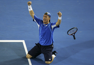 Lleyton Hewitt Goes The Distance To Reach Australian open 
Fourth Round